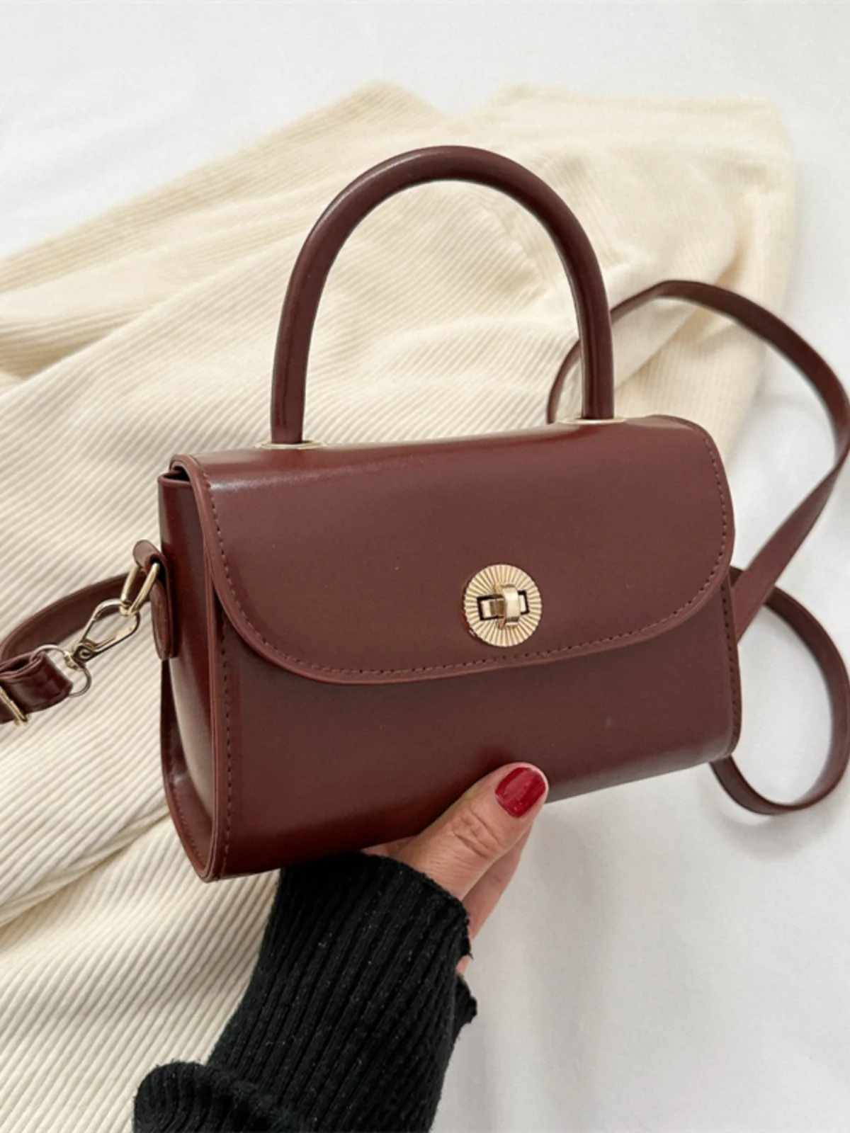 bolsa-pequena-vintage-de-alta-qualidade-para-mulheres-bolsa-de-ombro-transversal-bolsa-de-mao-moderna-em-couro-pu-com-super