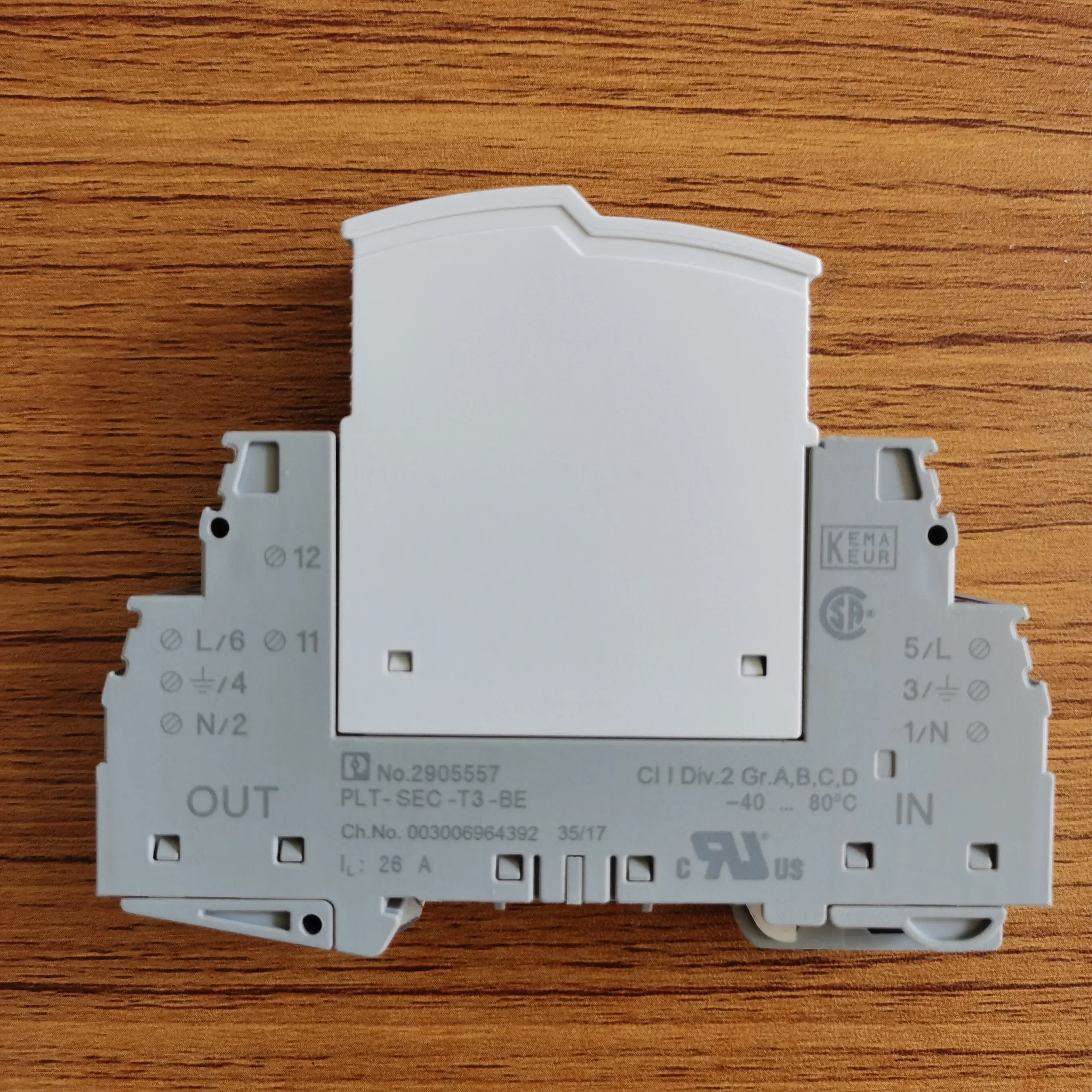 2026.4 Phoenix 2910555 Power Lightning Protection VAL-MS-EE-T1/T2-3+0-335 Original Promotion