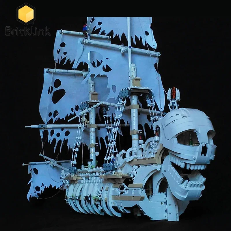 Bricklink Ideas Pirate Ship The terrifying Charon's Chest J.Blackheart Ghosts Skull Schooner Building Blocks Toys Halloween Gift