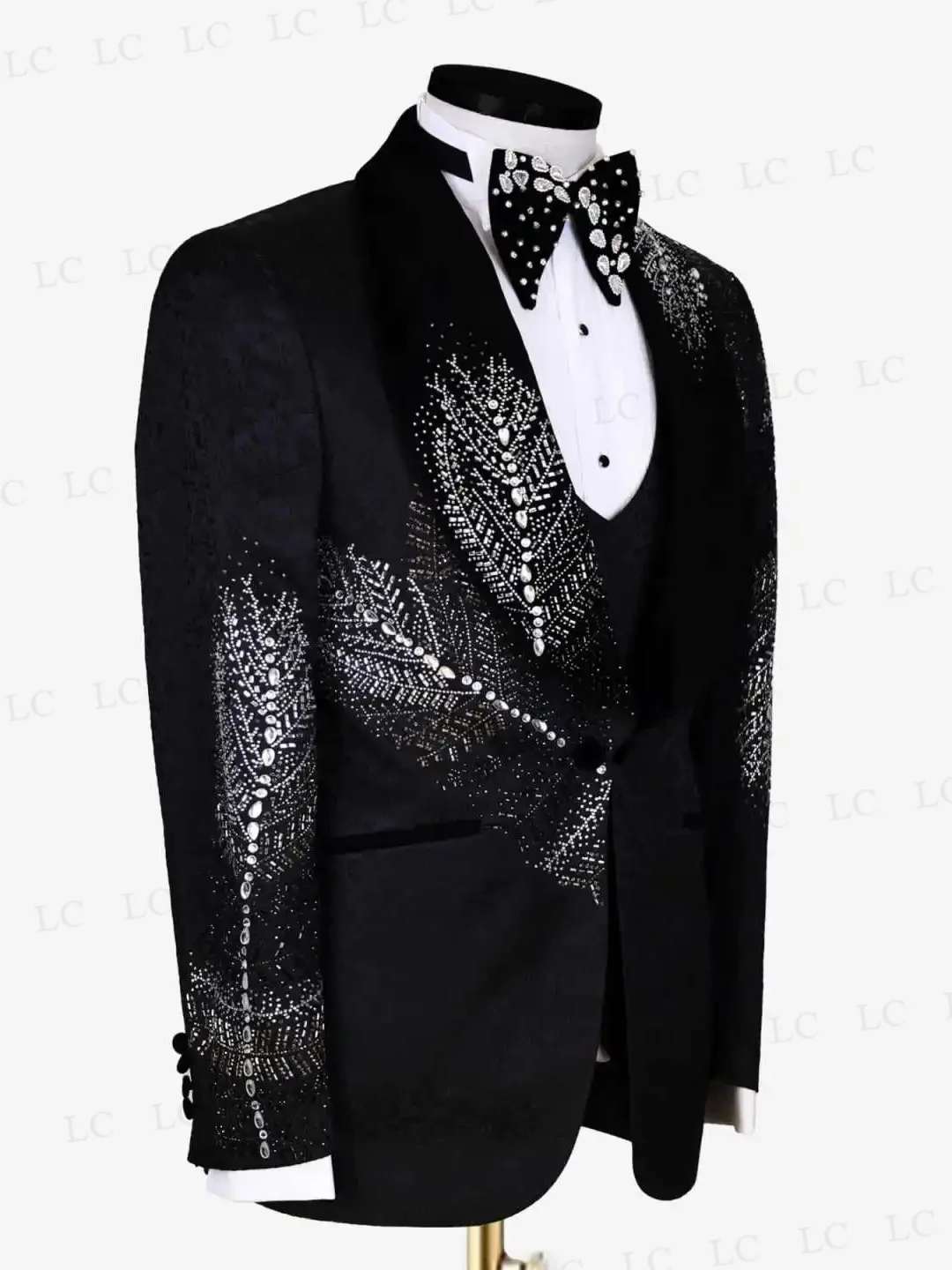 

3 Pieces Men Suits Blazer Vest Pants Beads Diamonds One Button Tailored Peaked Uniform Plus Size Formal Prom Party Wedding Groom