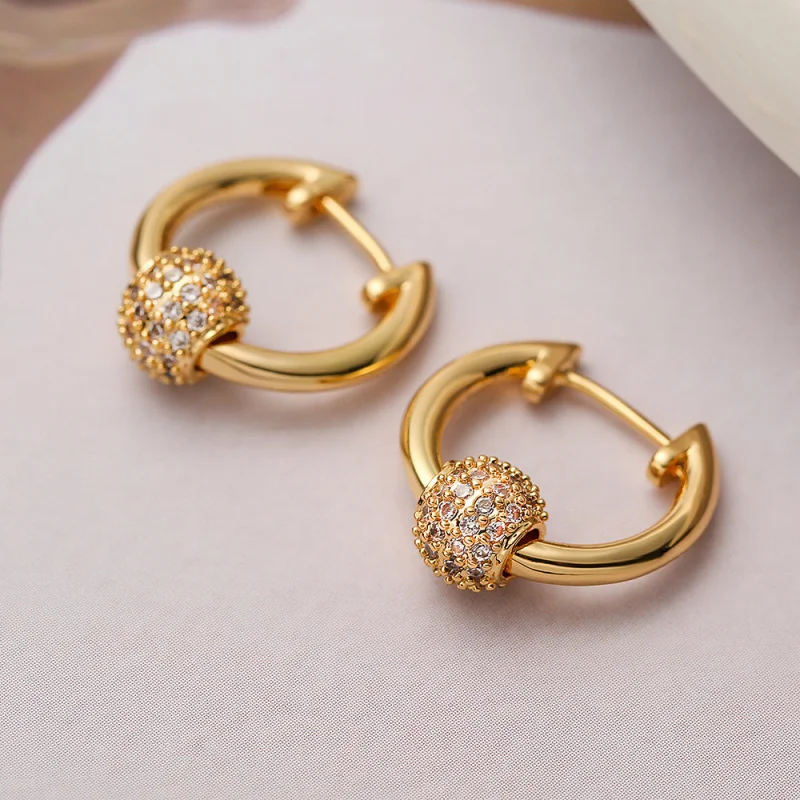 Mini Exquisite Real Gold Plated Zircon Geometric Hoop for Women, Unique and Versatile Earrings, New Arrival