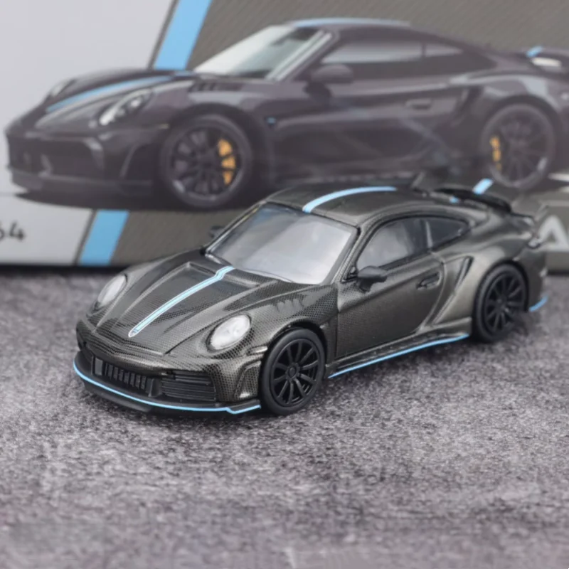 

POPRACE 1:64 992 STINGER GTR Black and Blue Textured alloy car model