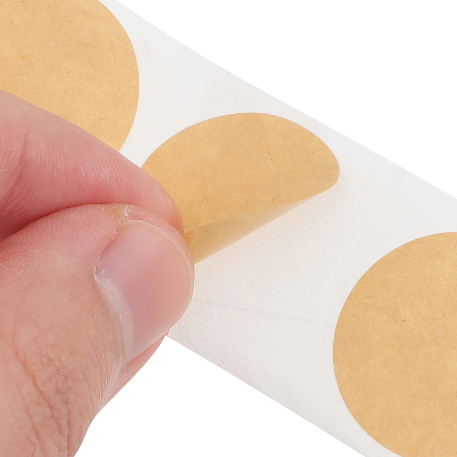 1 Roll Shooting Target Paper Professional Self-Adhesive Stickers Creative Circle Labels for Training Practicing and Game