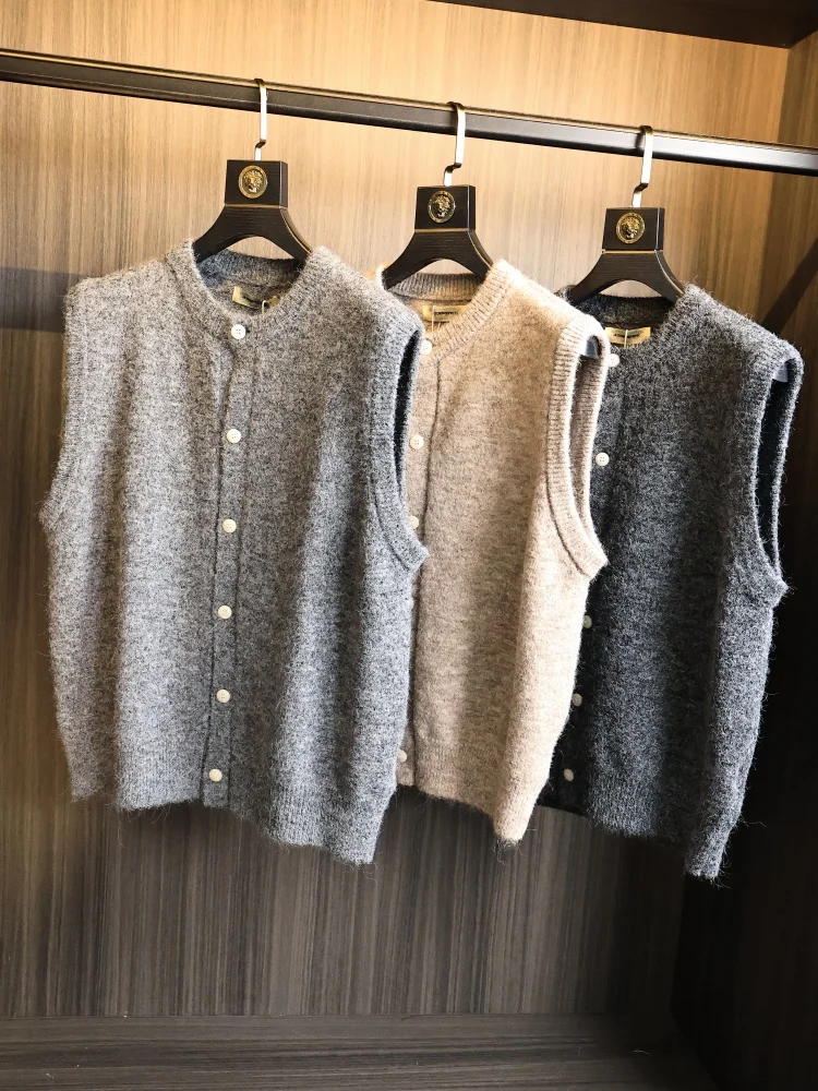 

Faionable Wool Blend Knitted Vest Men's Pure Color Skin-friendly Warm Autumn Winter Knitted Sweater Vest Retro Japanese Sle