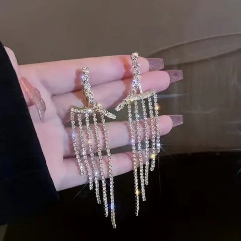 Luxury Sparkling Long Tassel Drop Earrings for Women Zircon Earrings New Shiny Wedding Statement Party Exquisite Jewelry Gifts