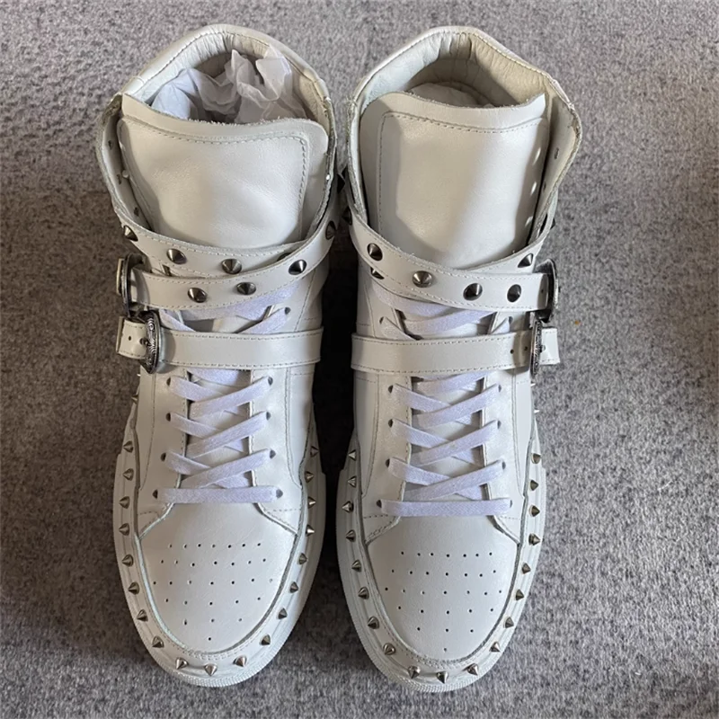 رجل جلد طبيعي برشام التمهيد القصير جولة تو سميكة سوليد الرجال التمهيد الأبيض