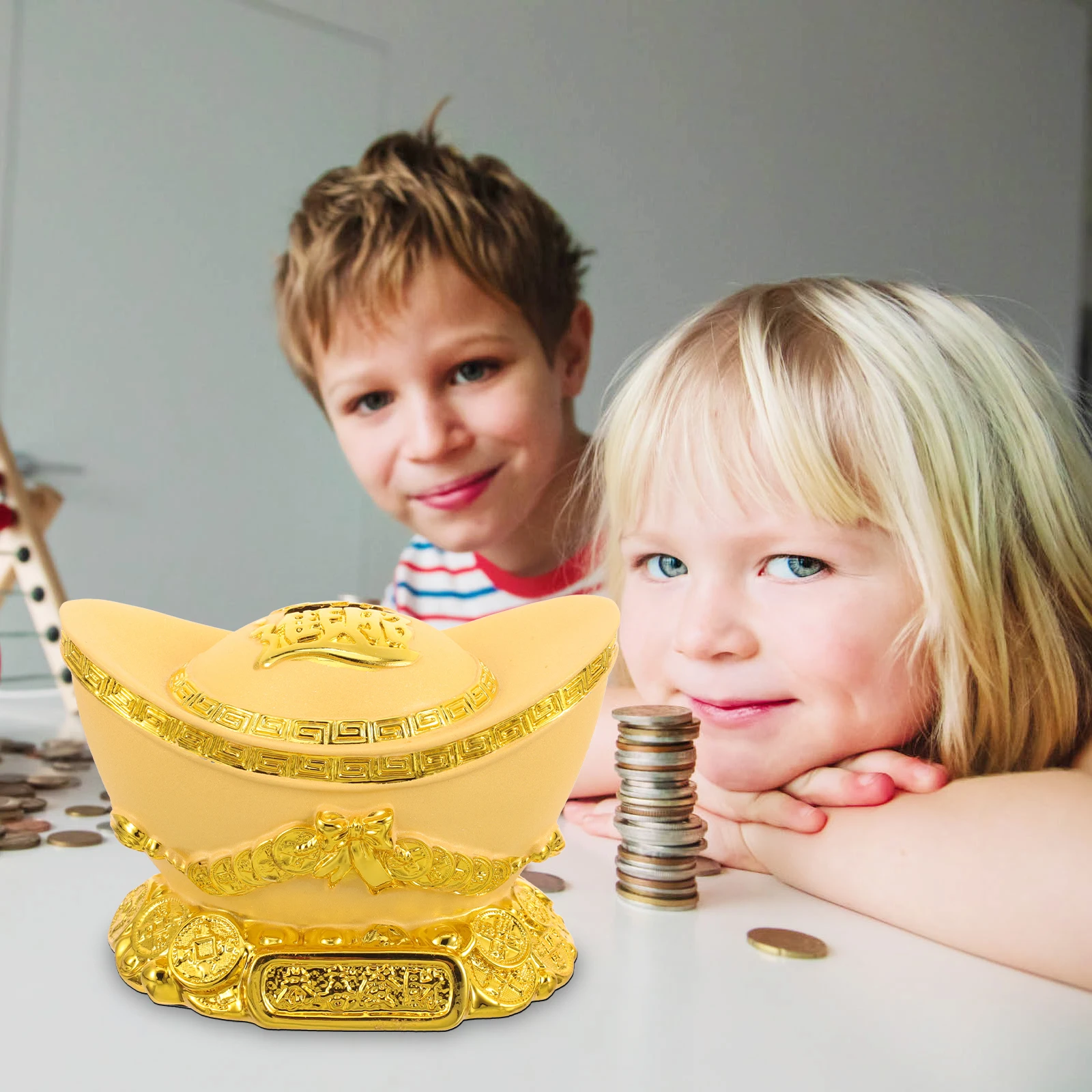 

Gold Resin Piggy Bank Exquisite Money Holder Creative Desktop Decoration Savings Box Gold Decors Money Bank