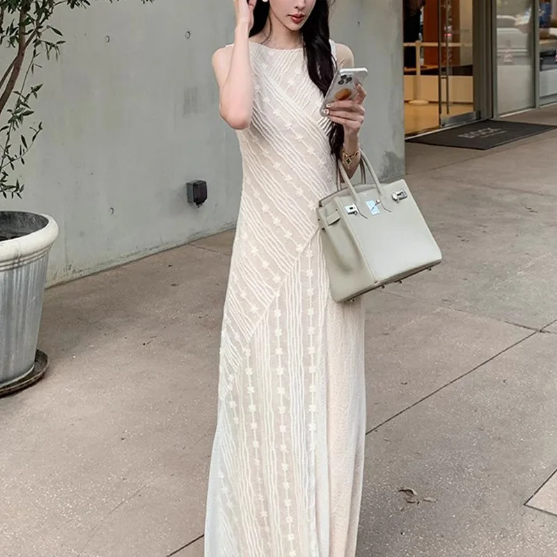 Nowa letnia koronka w kolorze beżu ​ ​ Długa sukienka bez rękawów dla kobiet Moda Prosta Elegancka Słodka Długa sukienka na przyjęcie weselne