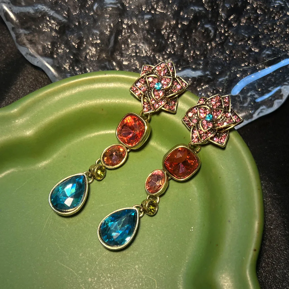 DIY accessories Haute couture vintage zircon copper plated real gold light luxury show face small advanced heavy industry markin