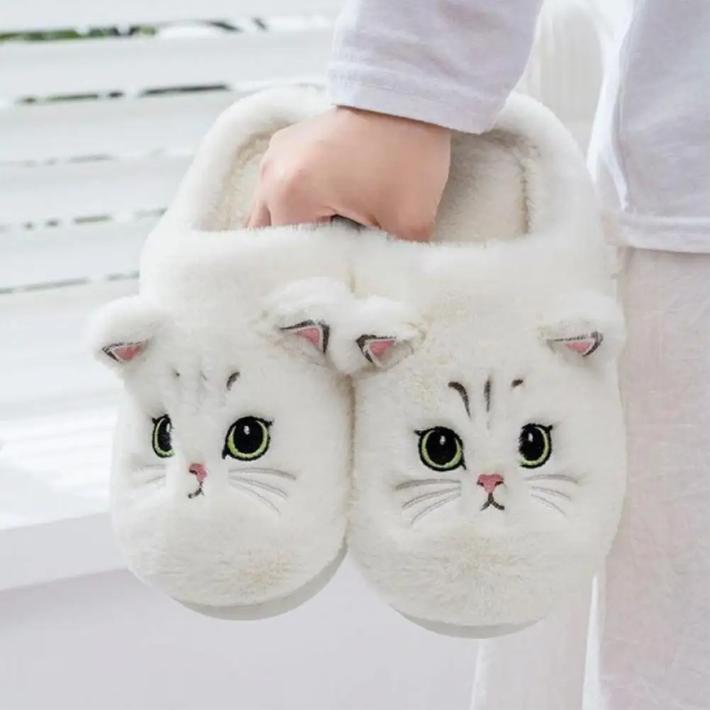 Fashionable Couple Slippers Cozy Cartoon Cat Winter Slippers Soft Plush Women's Footwear for Warmth Comfort at Home