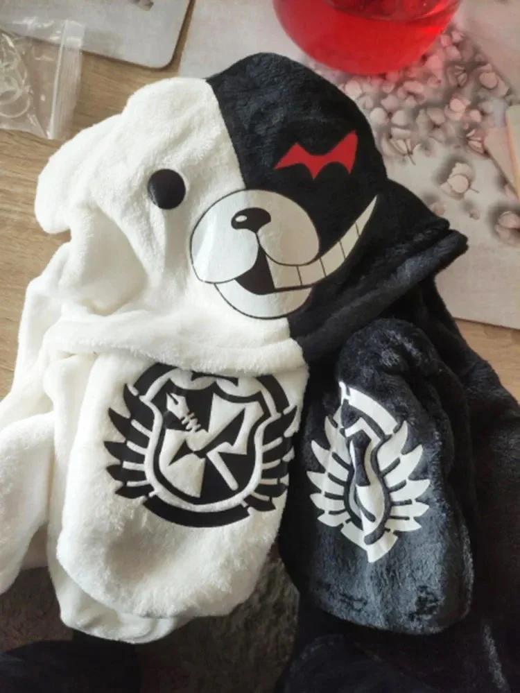 Danganronpa Monokuma topi Plushie kelinci di Beanie sarung tangan lembut syal penutup telinga topi hitam putih Beruang hiasan kepala Cosplay hadiah alat peraga