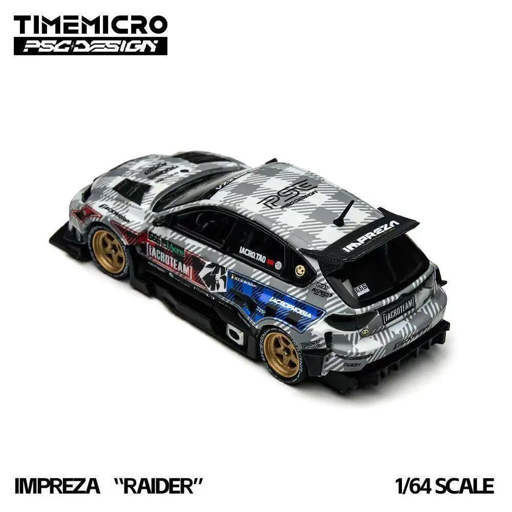 Detalle de las ruedas y chasis del Subaru Impreza IAcro 1:64