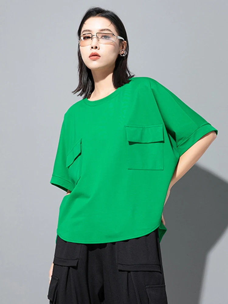 EAM Women Green Pocket Big Size Casual T-shirt New Round Neck Three-quarter Sleeve Fashion Tide Spring Autumn 2025 1DH5951