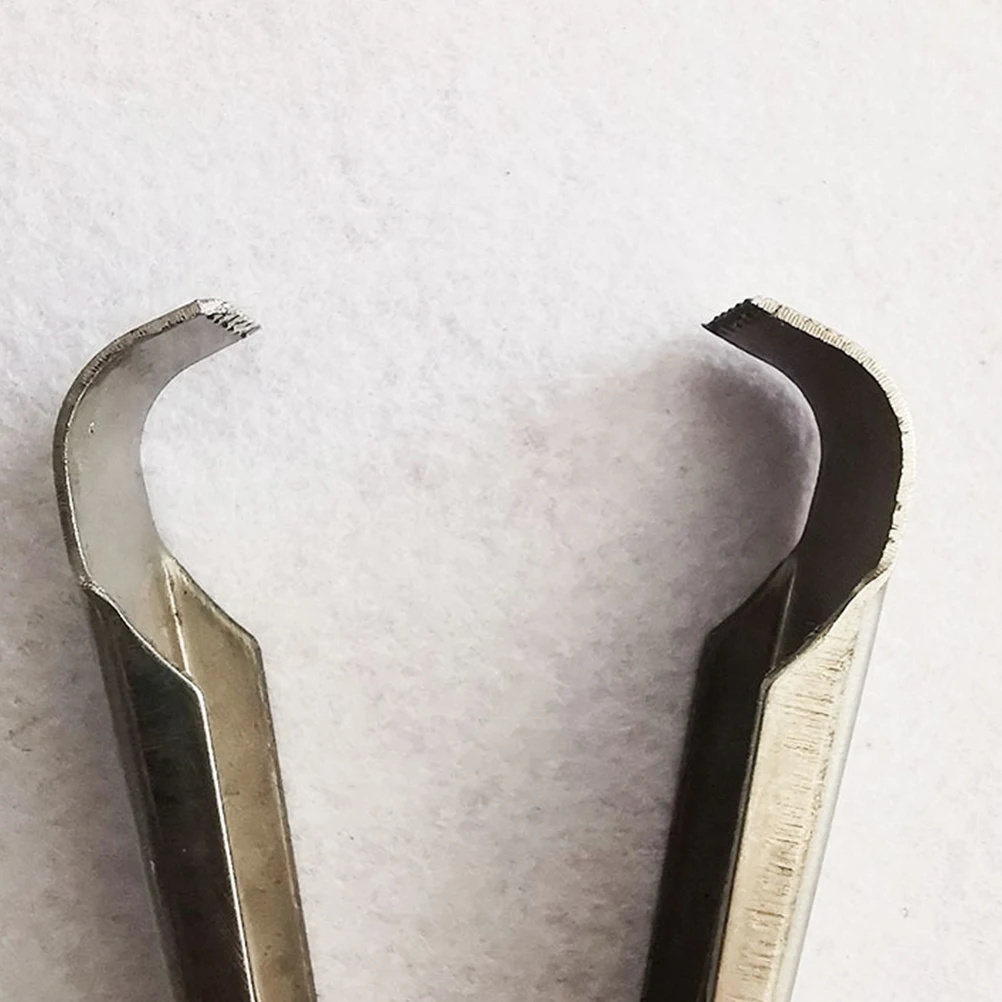 

2pcs Stainless Steel Serrated Design Kitchen Tool Loach Eel Garbage Anti-Slip Grip Crabs Clamping Utility