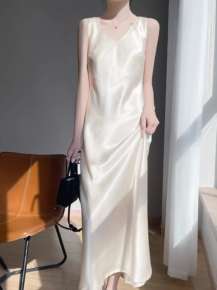 Seidenacetat-Riemen Dr. Damen Jaet Strukturierte V-Ausschnitt-Weste Goldstickerei Satin Innenlanger Rock A-Linie Sommer Dr