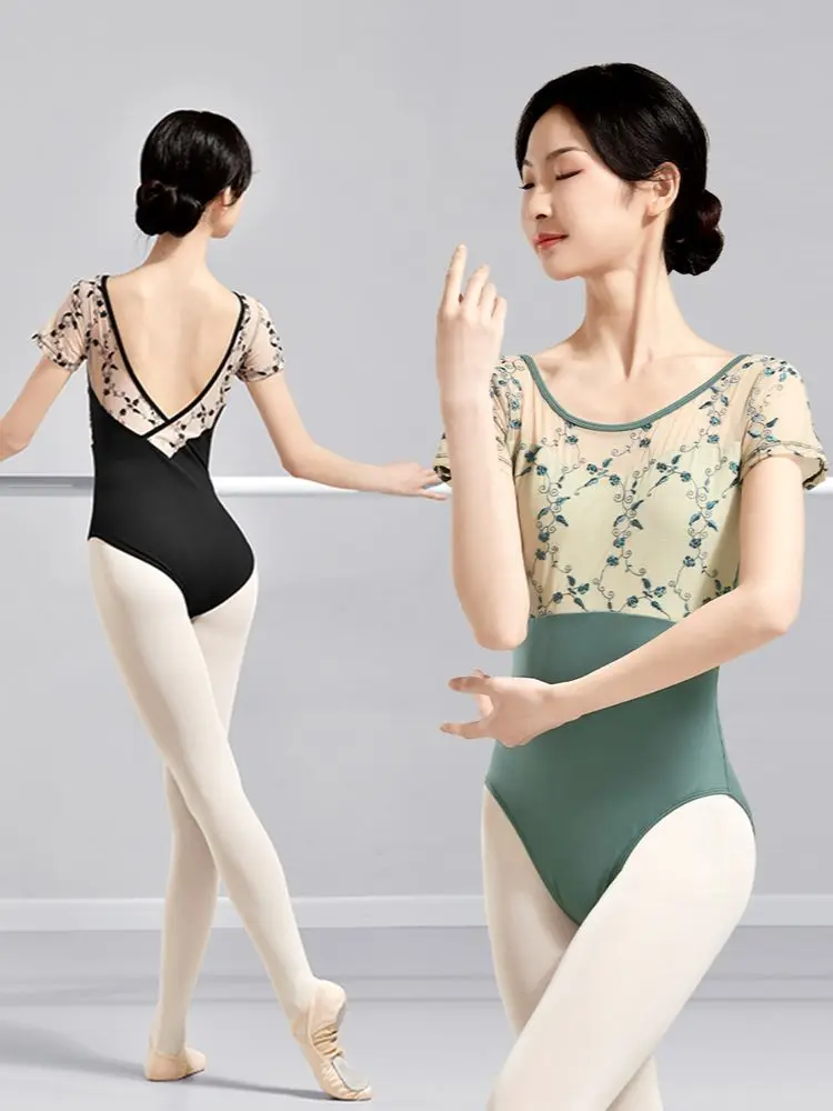 Kobieta trykoty baletowe hafty krótkie rękawy trykoty taneczne nylon Splice krzyż Hollow Back trykot gimnastyczny body baletowe — zdjęcie 2