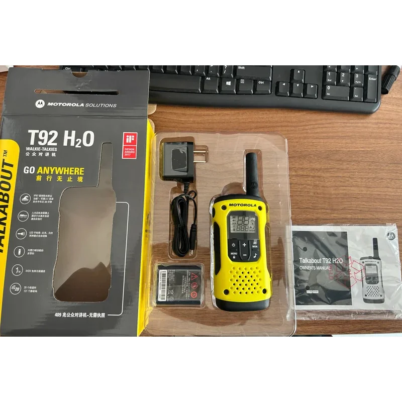 Motorola TALKABOUT T92 H2O Public Radio Service [IP67] Extreme sport Emergency Rescue License free Handstand [Single]