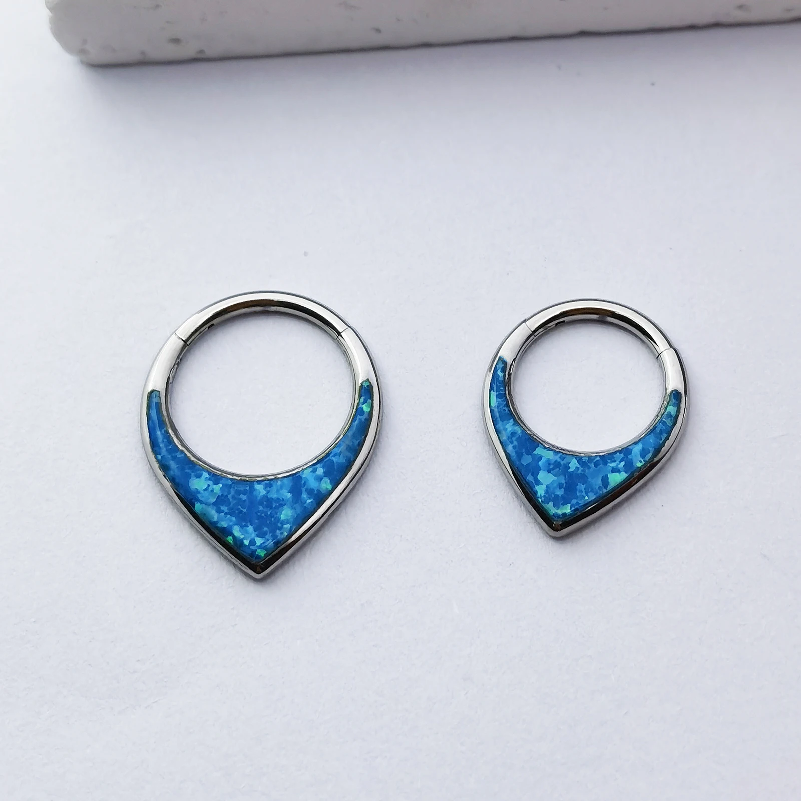 ASTM F136 Titanium Inlay Opal Septum Nose Ring Hinged Hoop Cartilage Earring Piercing Body Jewelry for Women and man New gift