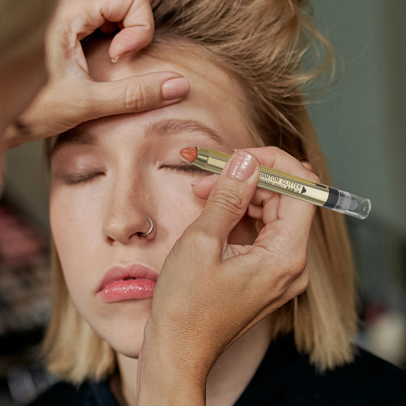 

4pcs Eyeshadow Sticks Long Lasting Eye Shadow Makeup Cosmetics Smudge Proof Quick Dry Eye Makeup Tool For Party Gift Collection