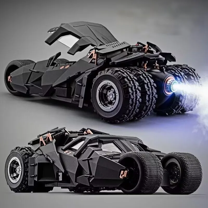 1/24 Classic Movie Car 2008 Batmobile Alloy Bat Sports Car Model Metal Racing Combat Vehicles Model Sound and Light Kid Toy Gift