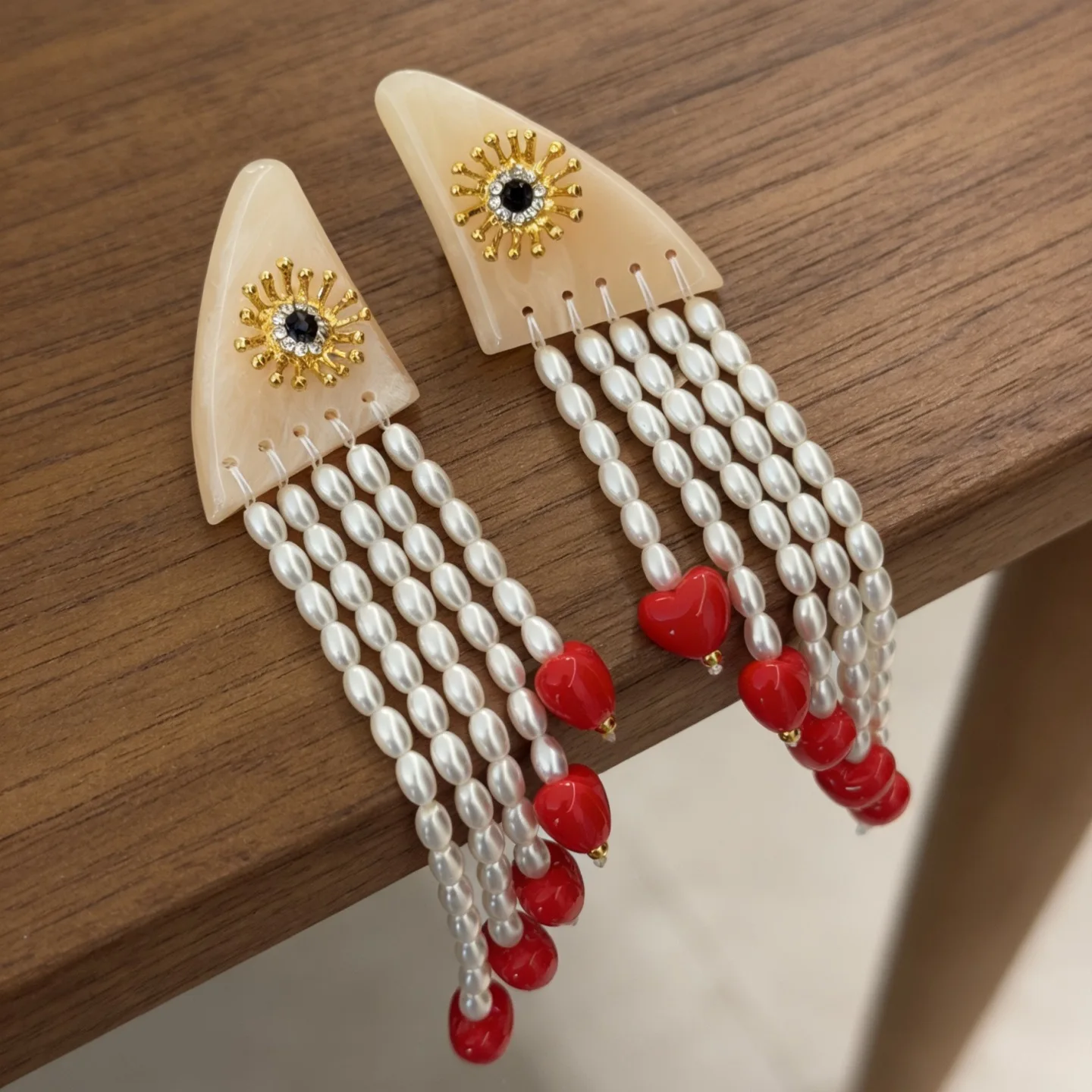 New Chinese style red love pearl fringed earrings handmade beaded earrings retro triangular eye stud earrings accessories women