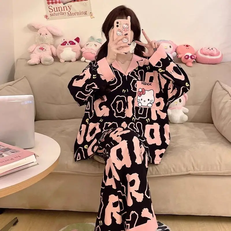 

Симпатичные пижамы Sanrios «Hello Kitty», студенческий брючный костюм с длинными рукавами, милая свободная простая домашняя одежда, хит продаж, элитные подарки
