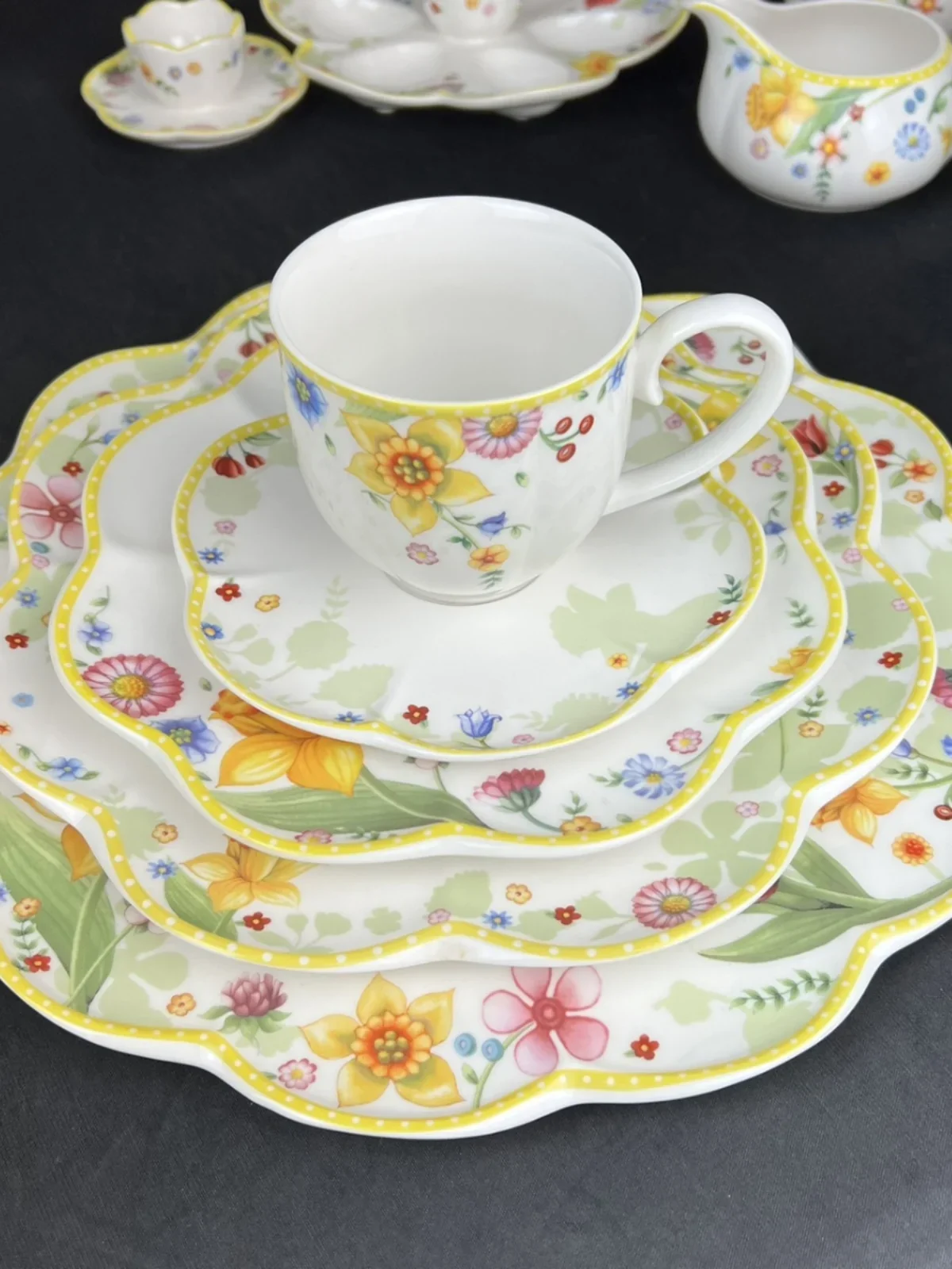 German Tableware Easter Spring Wake Tulip Plate Salad Coffee Cup Plate Vase Flat Ceramic Platter