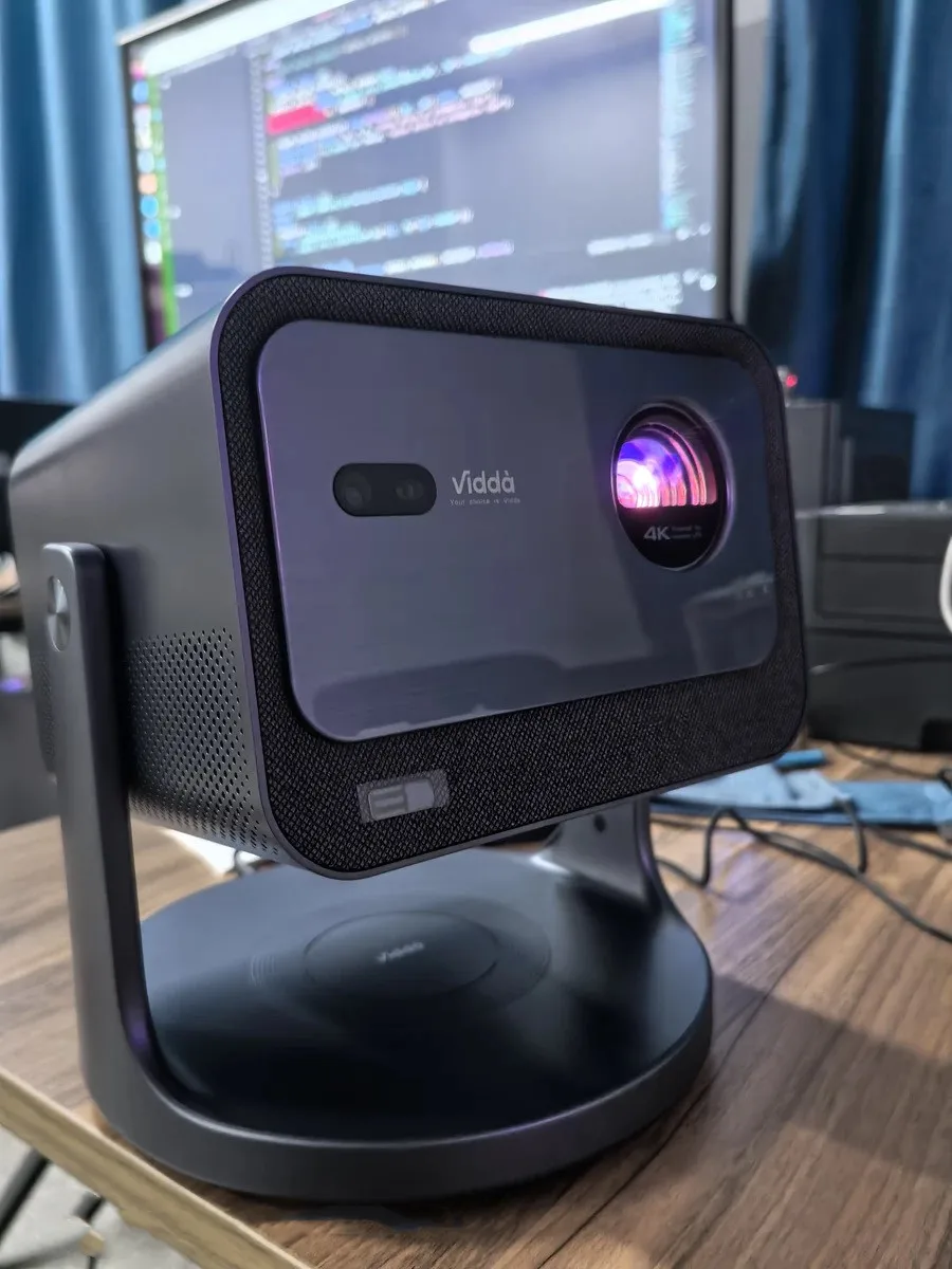 HS-002 Vidda C2 Ultra Triple Color La ser 4K Projector Video 3D Beamer Optical Zoom مع مضخم صوت سينما للمسرح المنزلي