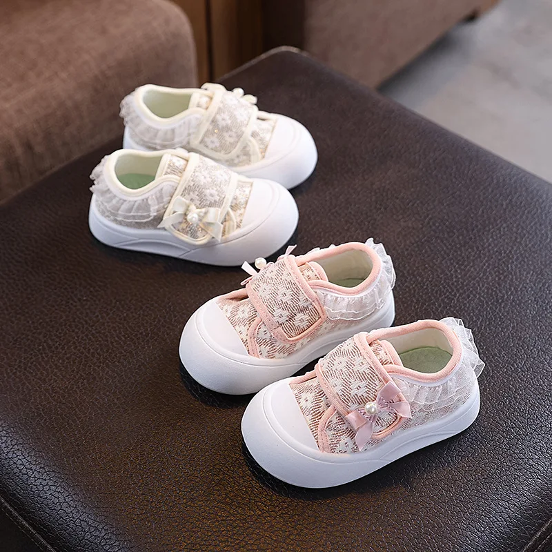 

1-5Years Canvas Shoes Soft Soled Children's Shoe Spring Autumn Baby Butterfly Knot Shaped Skateboard Shoes Girls Stylish Shoes