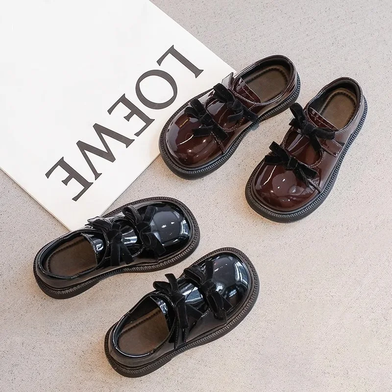 

2026 Spring New British Style Girls' Leather Shoes Simple Versatile Kids Performance Shoes Comfort Anti Slip Girls' Loafers