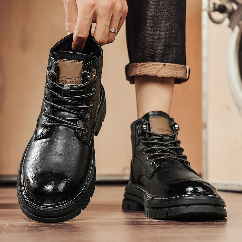 2026 New Men's British Style Soft Leather Thick Soled Boots High Street Men's Autumn and Winter Retro Tooling Boots Men's Boots