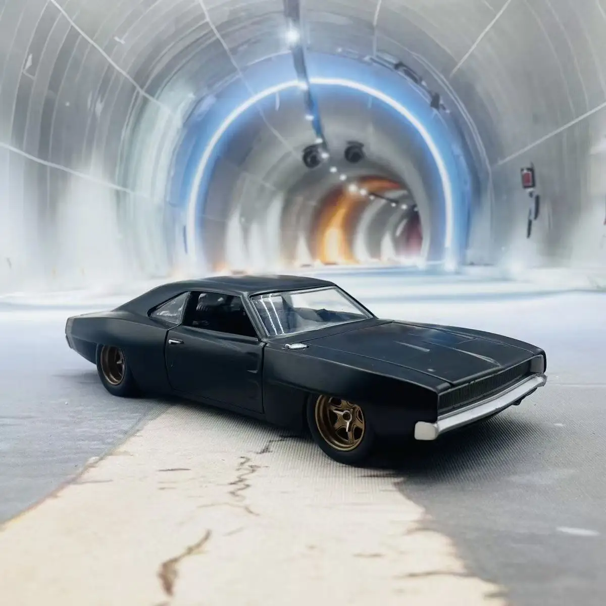 Jada 1:24 1968 Dodge Charger Widebody hot toys Diecast Metal Alloy Model Car Toys for Children Gift Collection J10