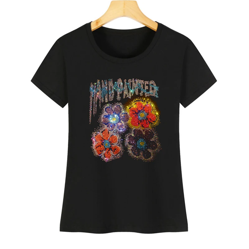 

Summer women's short sleeve T-shirt with rhinestone flower design