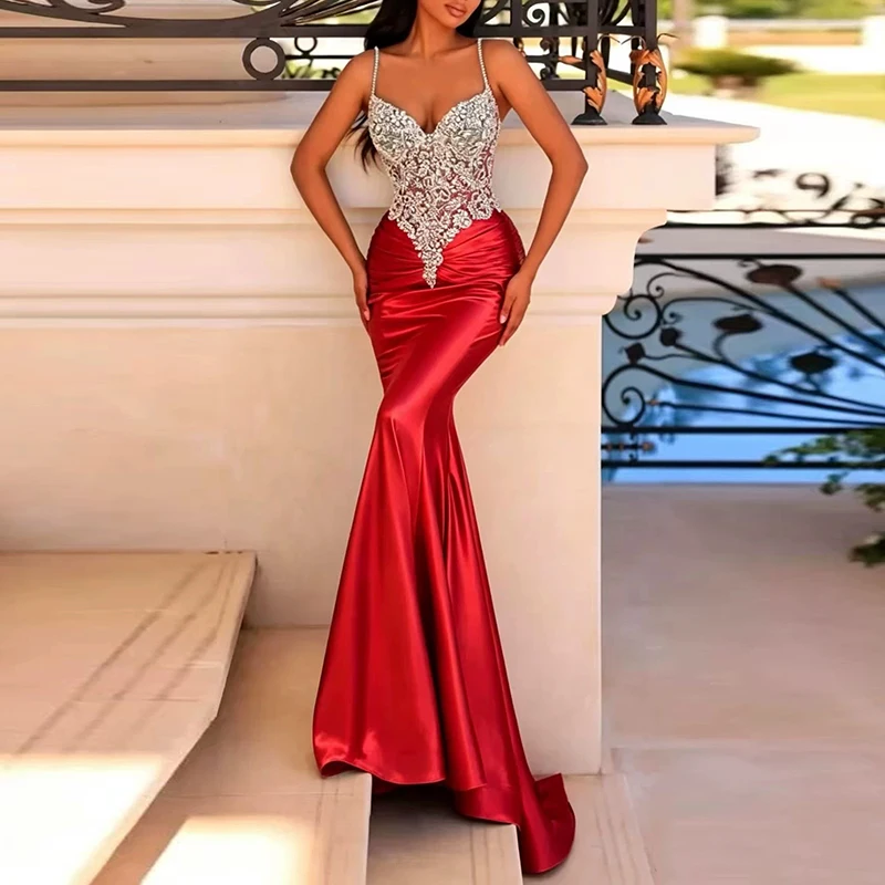 Sexy V-Neck Backless Sleeveless Fishtail Dress Elegant Straps Off Shoulder Dress Temperament Rhinestone High Waist Evening Dress