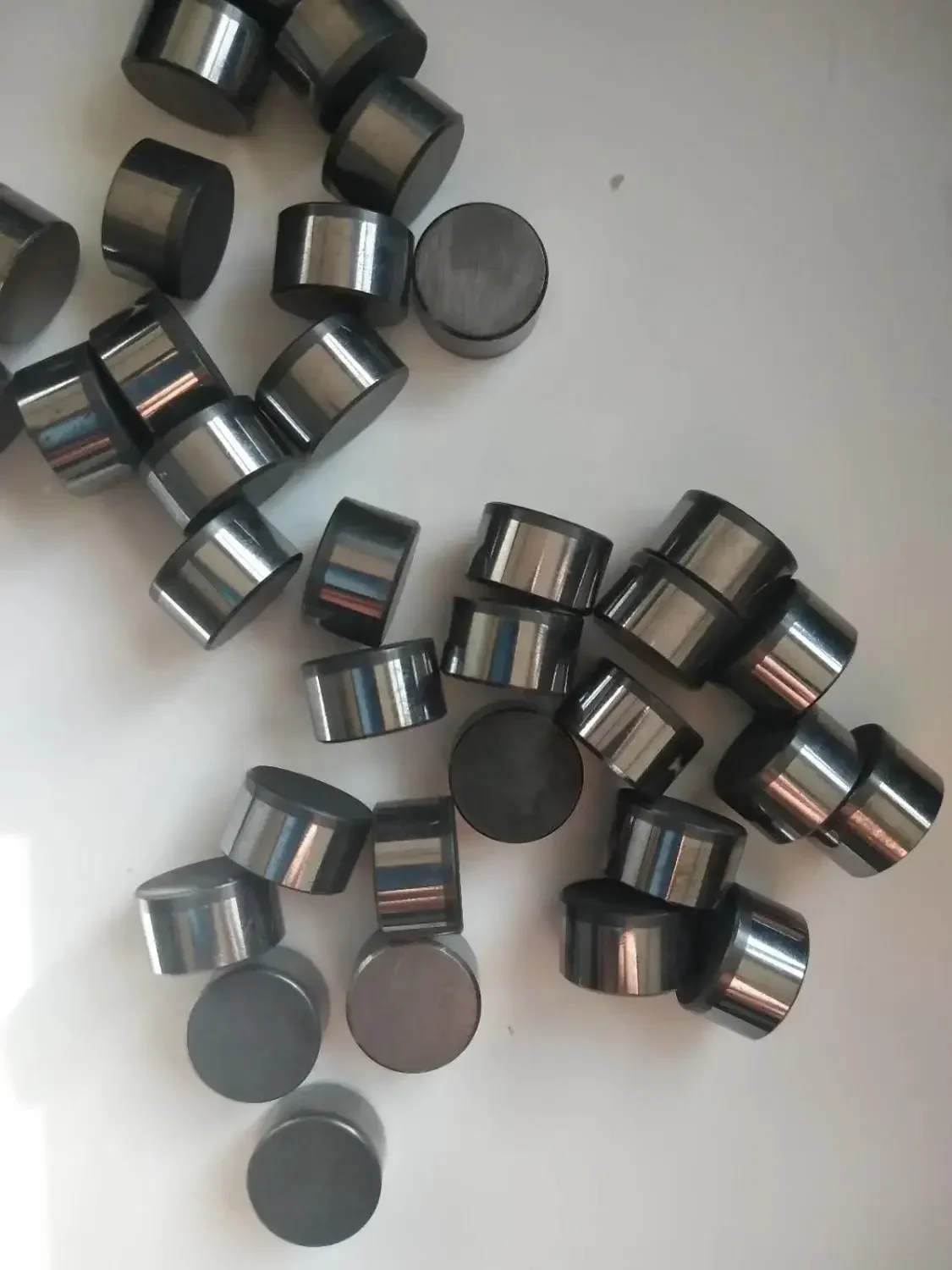 20pcs High quality pdc cutter inserts for oil/gas well drill equip,Geological bit composite 1304 1308 1608 1916 Well Drilling