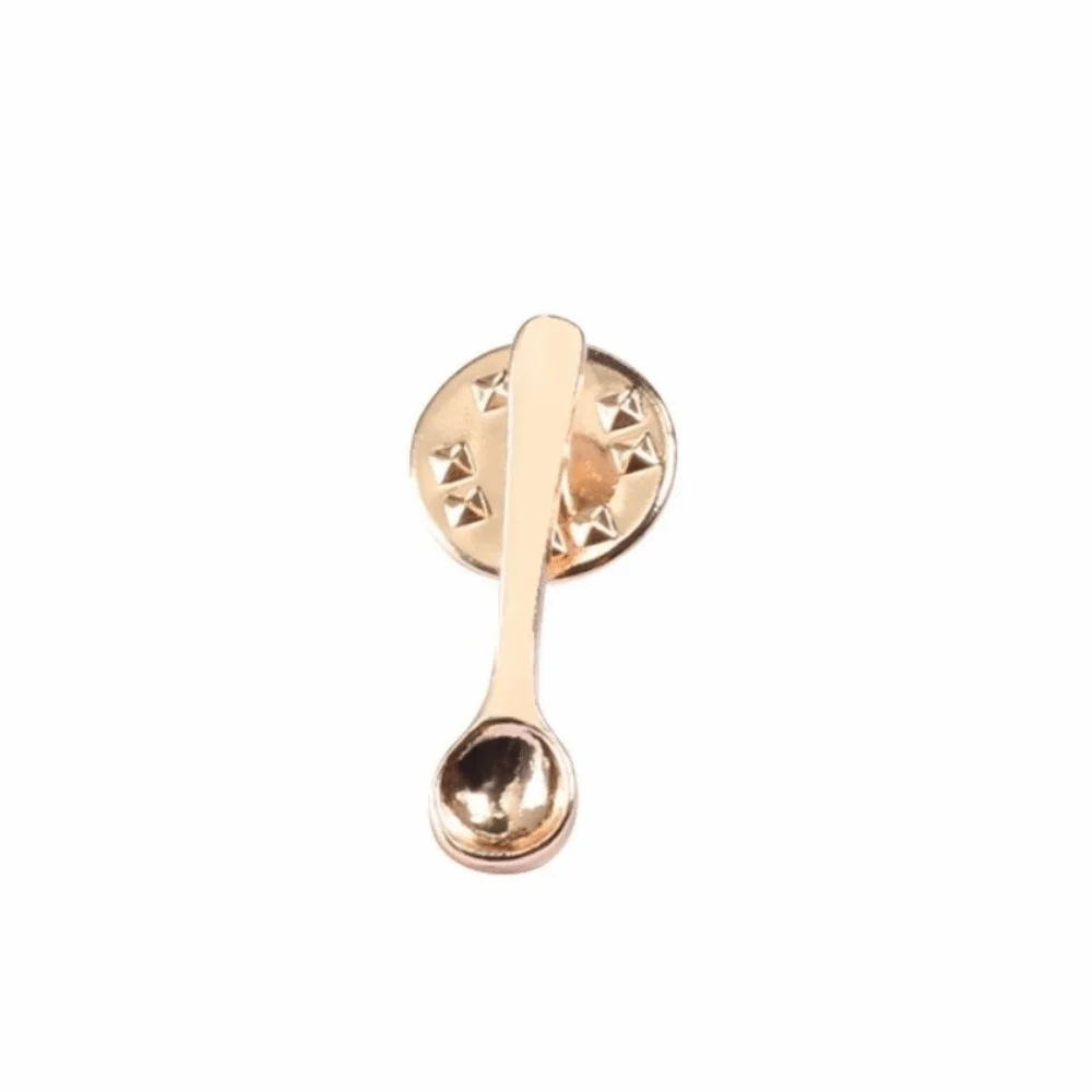 New Cute Design Spoon Brooch Creative Metal Small Size Coffee Spoon Lapel Pins Vintage Collectible Metal Badges Shirt Decoration