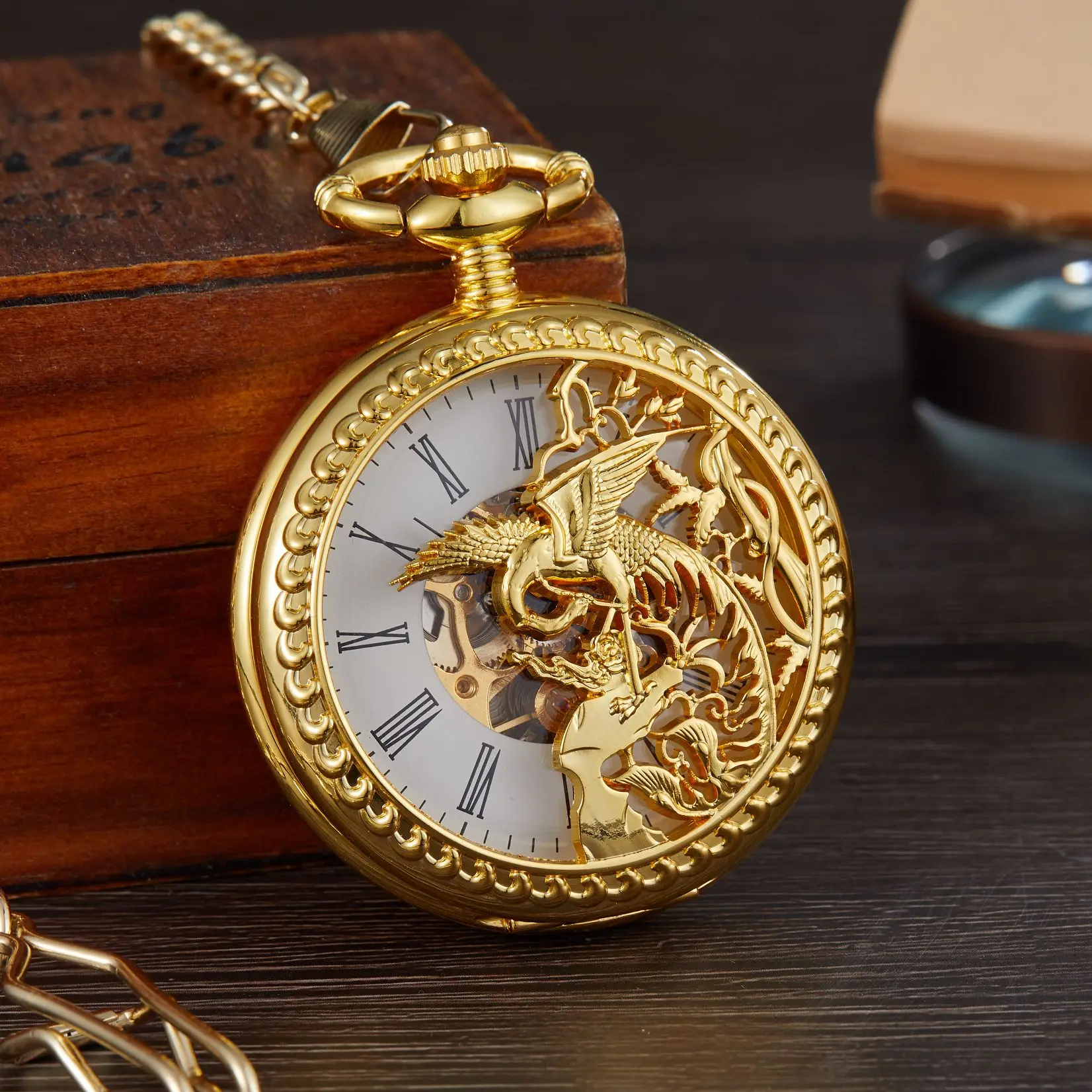 

Luxury Gold Phoenix Manual Mechanical Pocket Watch Antique Double Open Face Roman Numerals Display Retro Hand-wind Pocket Watch