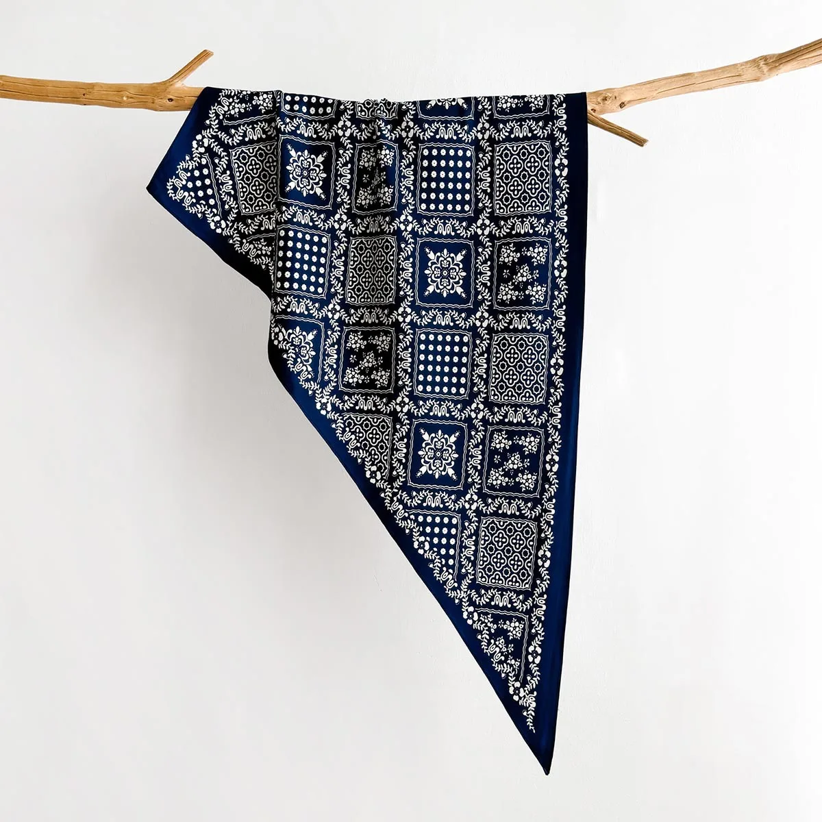 Printed Square Scarf For Women Soft Satin Imitation Silk Scarves Bandanas Luxury Hijab Neckerchief Elegant  Shawl Wraps