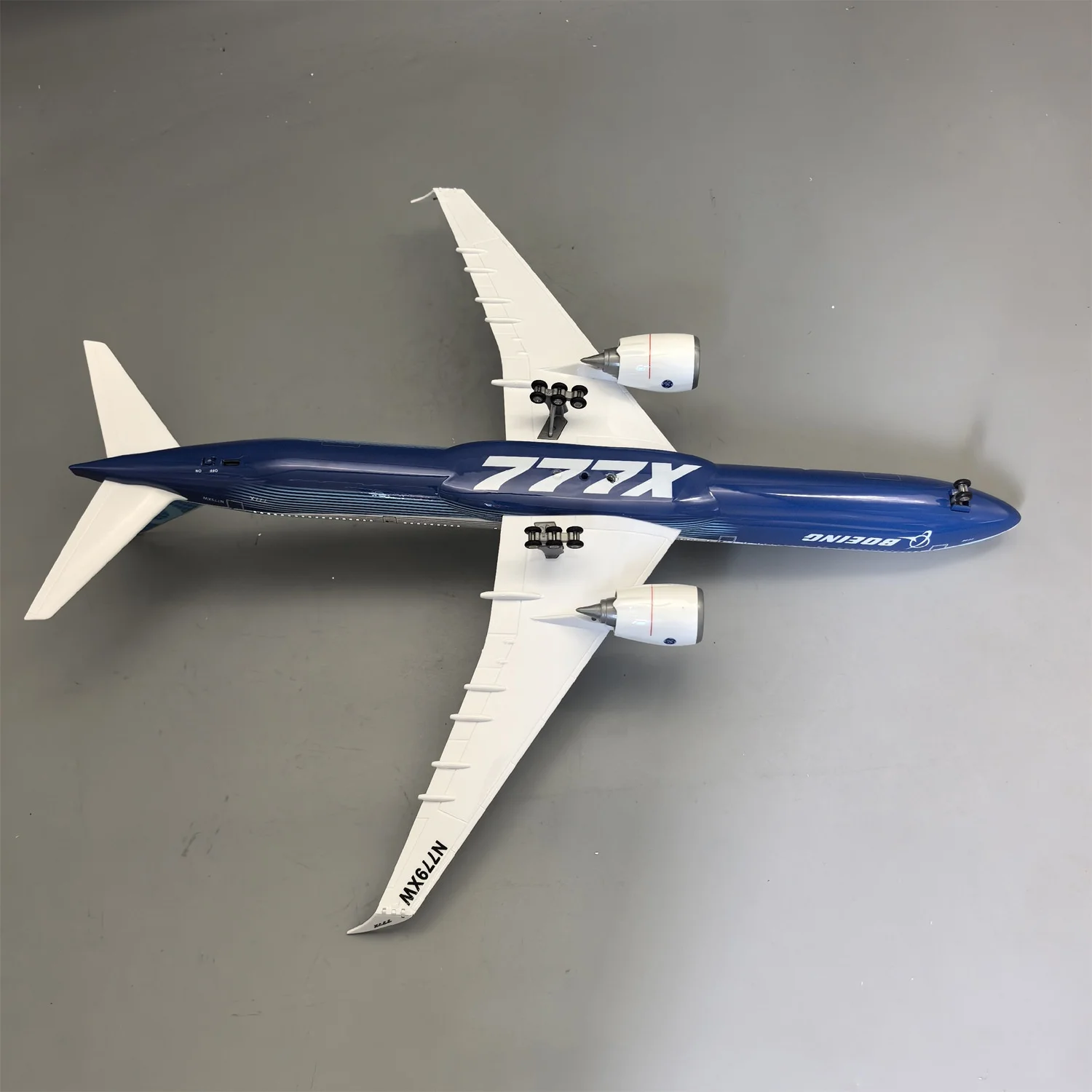 47cm 1/157 Large Scale Prototype B777-9X Diecast Resin Airplane Model Kit with Landing Gear Wheel For Aviation Gift or Plane Toy view 5
