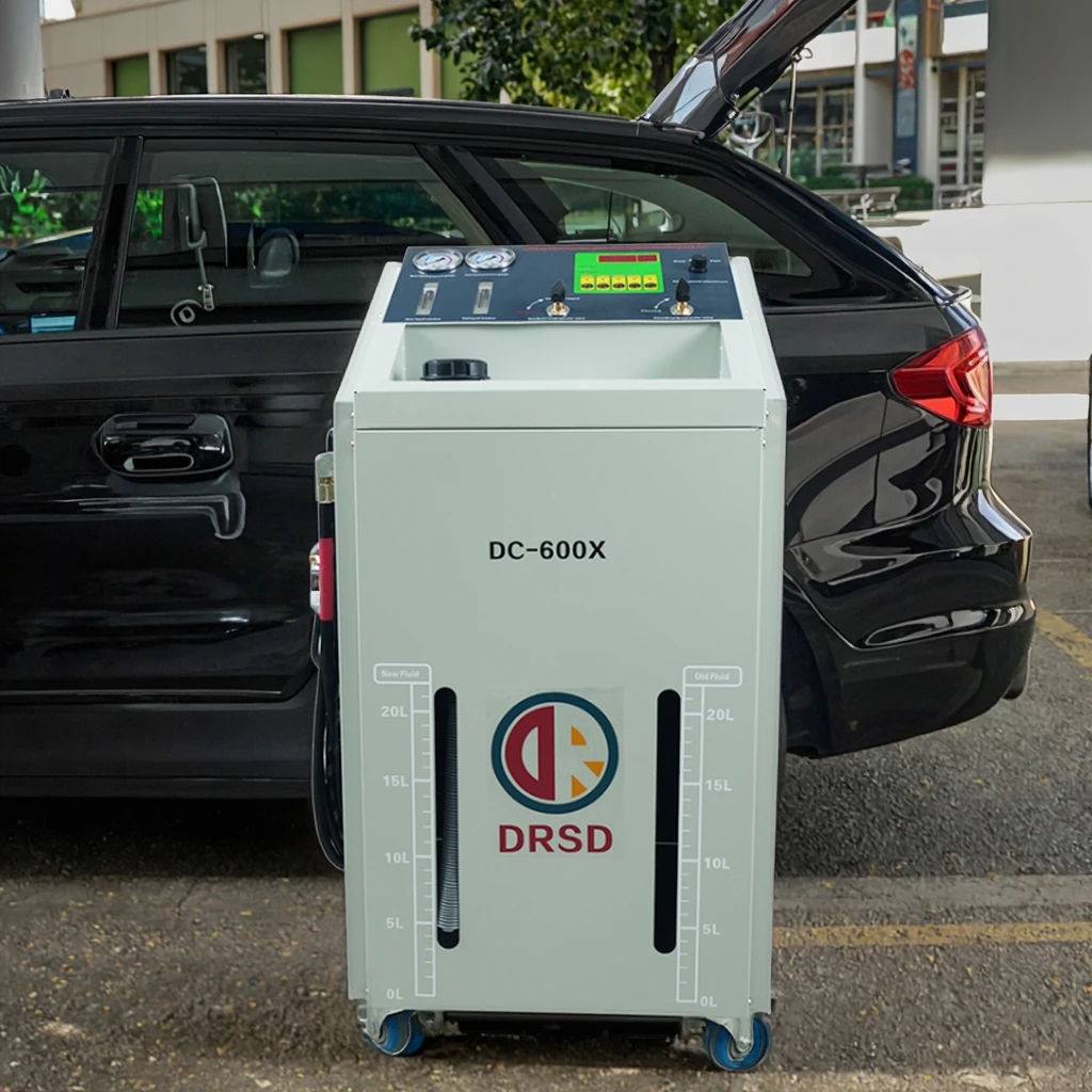 

DC-600X Radiator Flush Machine Water Cooling System Engine Cleaning Equipment with Heating Function Car Care