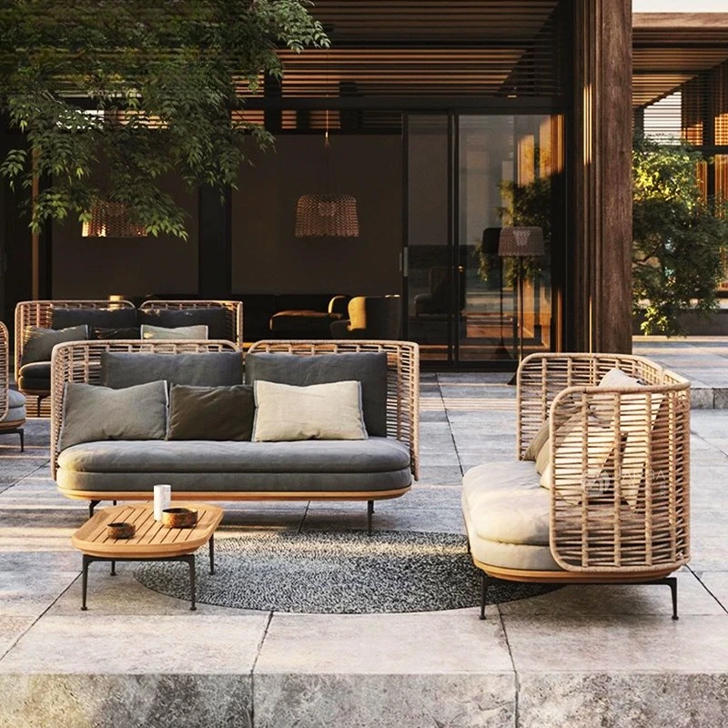 

Уличный диван из ротанга для виллы, сада, двора, комбинированный комплект мебели для отдыха на открытом воздухе, водонепроницаемый и солнцезащитный, для отелей и B&B.