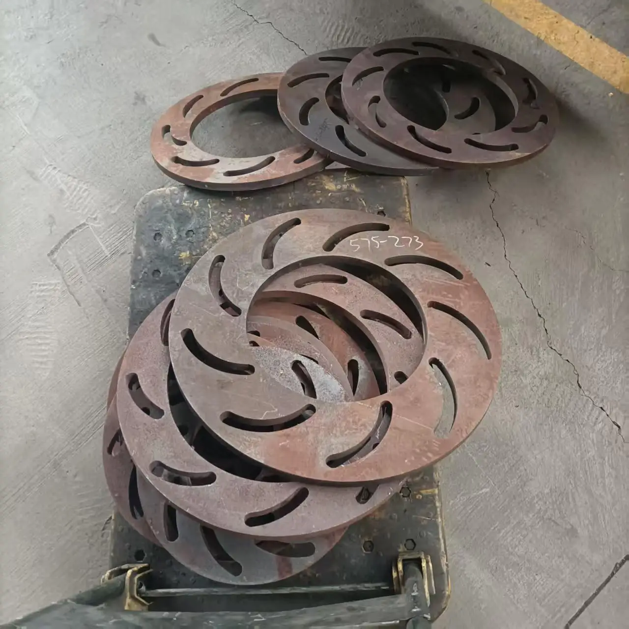

High-Temperature And Abrasion Resistant Drill Pipe Disc Wear-Resistant Feature For Rotary Drilling Rig Pile Drivers