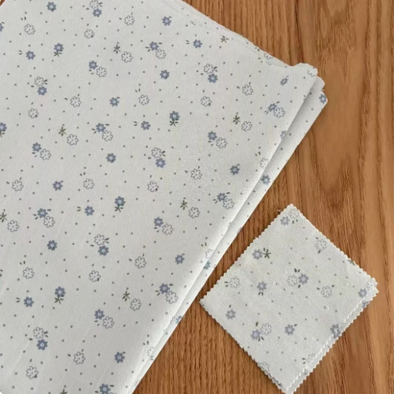 

148x50cm Pure Cotton Fabric Blue Floral Fabric Suitable For Dresses Pajamas DIY Fabric