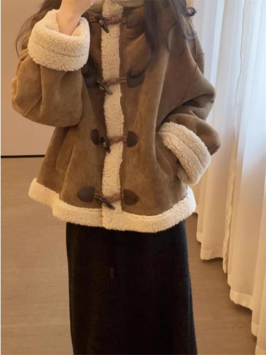 Jaet à capuche en fourrure d'agneau et daim pour femme, manteau ample en coton, rétro américain, Design Sense, fermeture à bouton, automne hiver