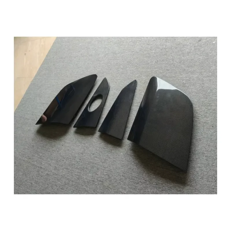 OEM Style Carbon Fiber Polished Right Side Blade Door Panel for R8 4S Gen.2 2016-2023 Glue Tape Screws Installation