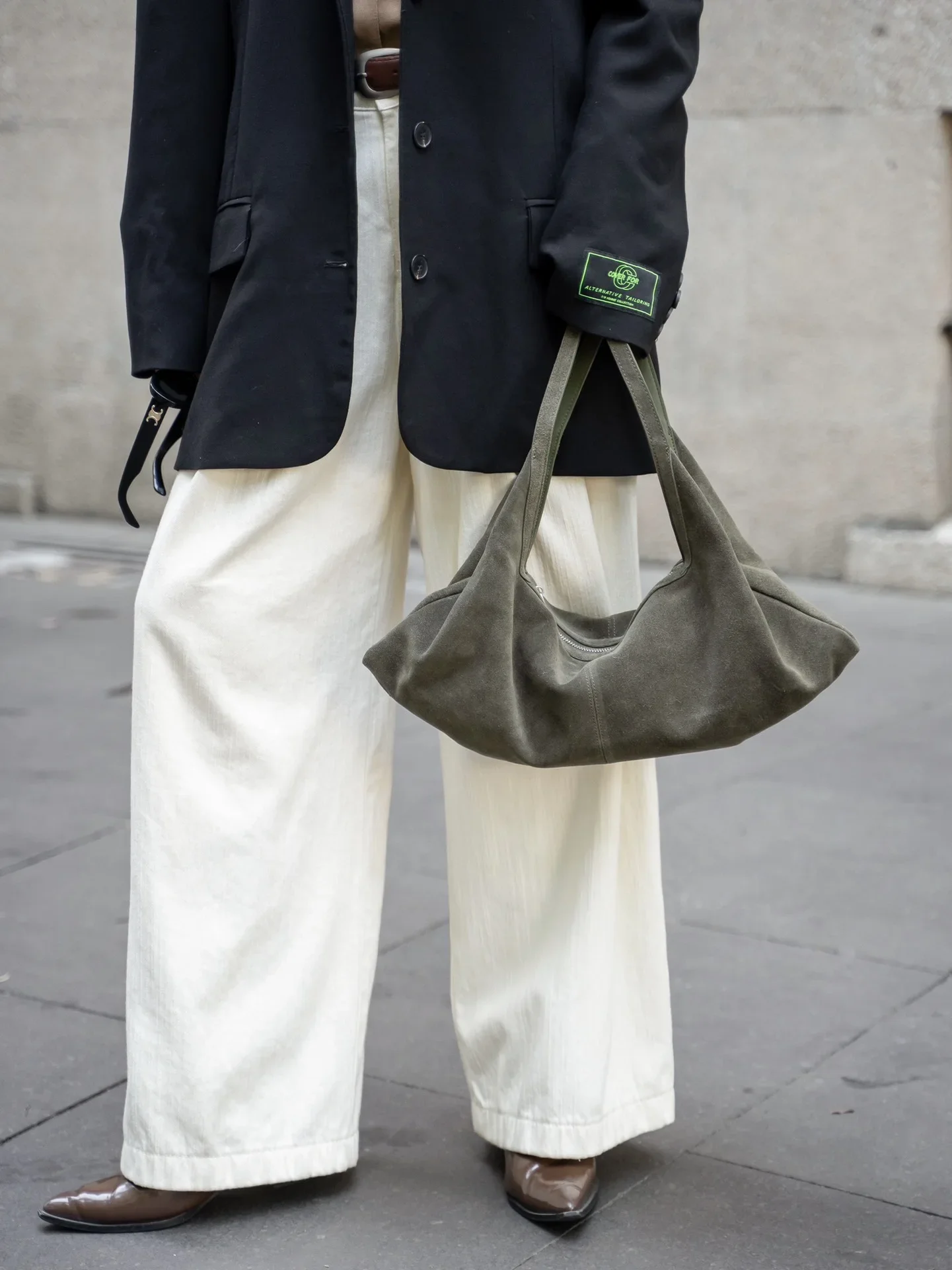 Bolso de bolos con forma de hamaca para mujer, diseño de nicho Ins, Color Camel, ante, cuero de vaca, bolso de hombro que combina con todo, bolso de gamuza de invierno