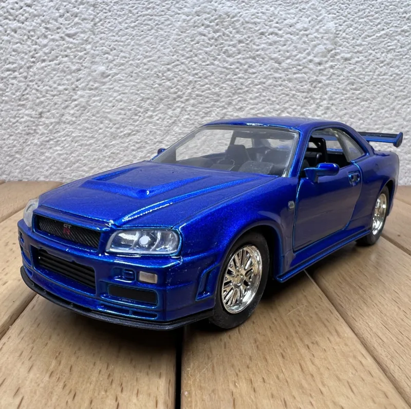 New Arrival Rare 1/32 Special Price Die-cast Metal 2002 Japanese GTR Car Model Display Collection Toys For Children