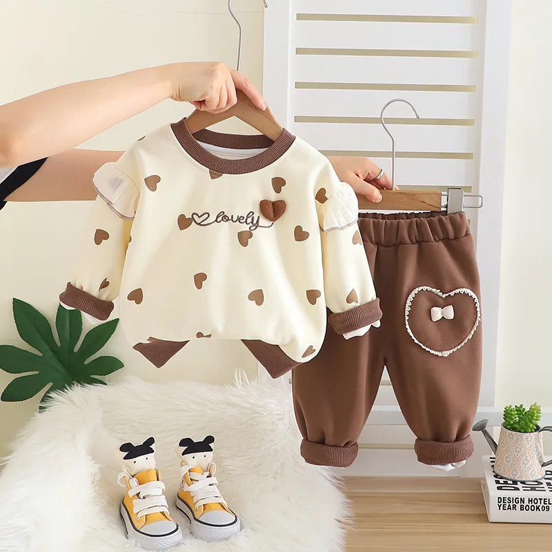 Spring Autumn New Baby Girls Clothing Set Heart-Shaped Print Long Sleeve Pullover+Pants 2Pcs For 1-5 Years Girls Fashion Outfit