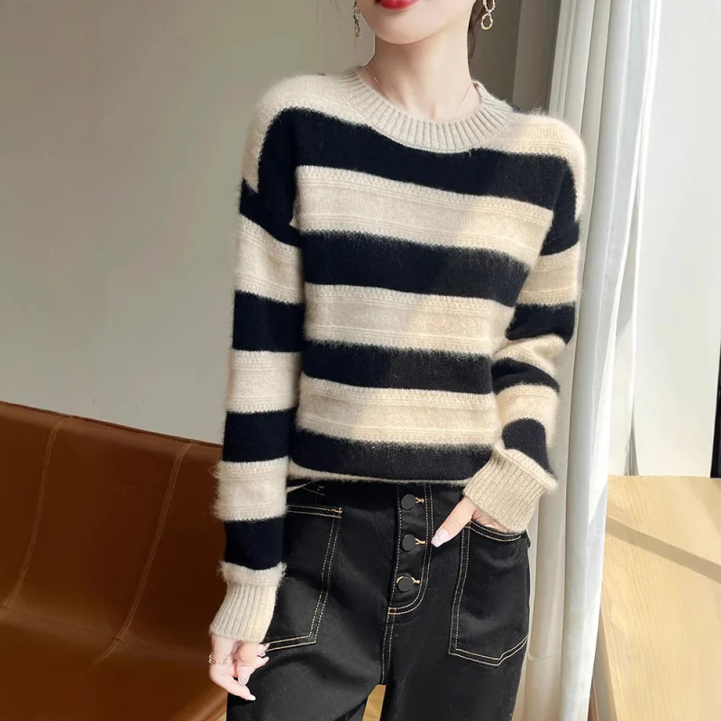 

%Australian Wool Sweater Color Block Striped Crew Neck Loose Fit Inner Layer Sweater Versatile Knitted Base Shirt
