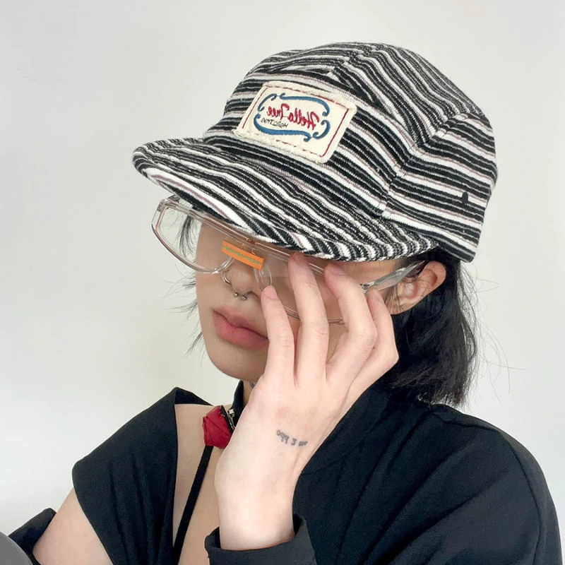 Японская ретро 5-панельная бейсболка с плоскими полями для мужчин и женщин, весенняя повседневная универсальная контрастная полосатая шляпа с инструментами